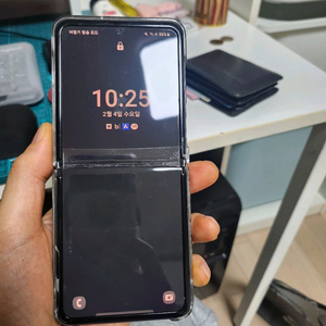 갤럭시 z플립2 이미지