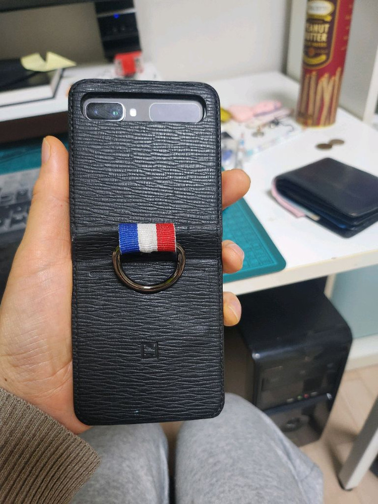 갤럭시 z플립2 이미지