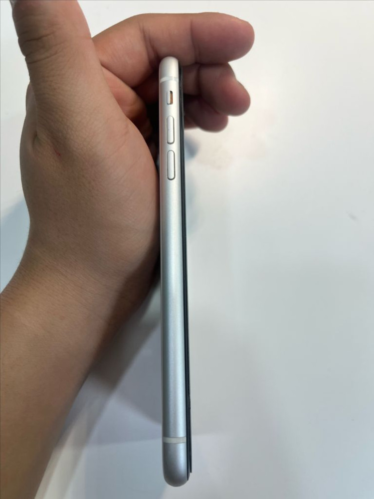 아이폰 xr 128기가 화이트 배터리100 이미지