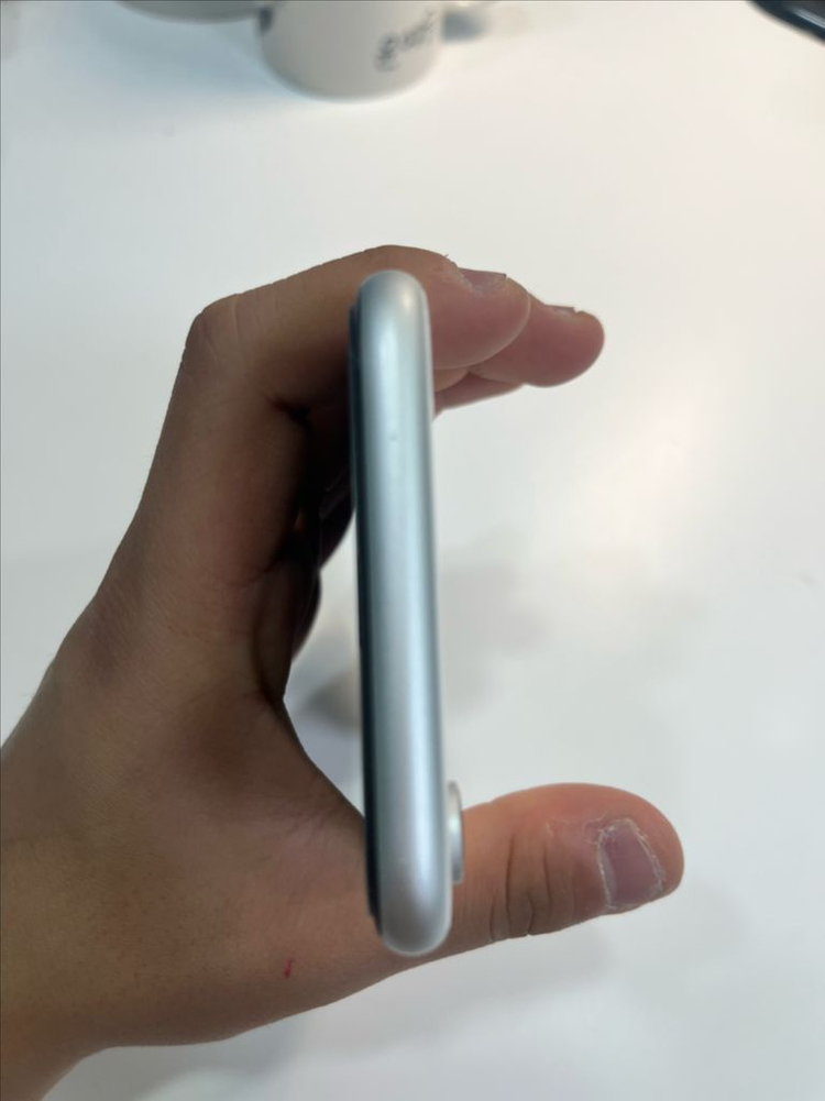 아이폰 xr 128기가 화이트 배터리100 이미지