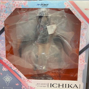 굿스마일 블루 아카이브 이치카 1/7 피규어