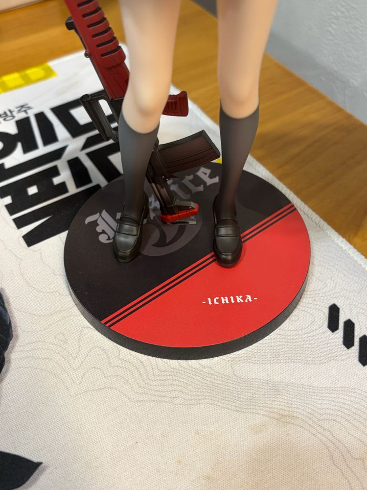 굿스마일 블루 아카이브 이치카 1/7 피규어--4