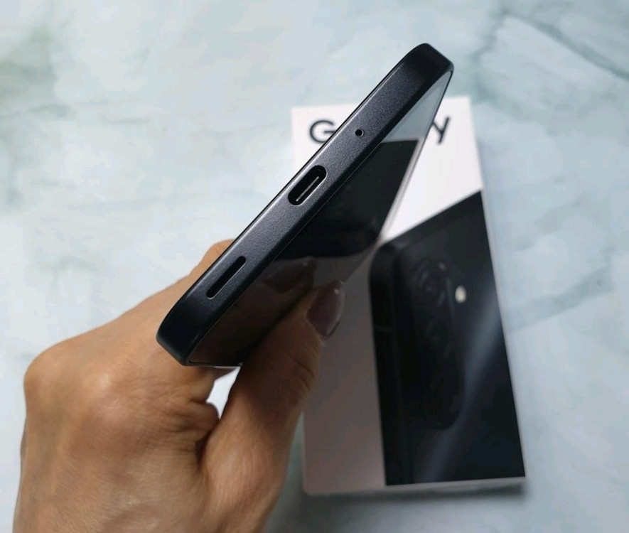 갤럭시 A17 단순개봉 미사용 풀박스--2