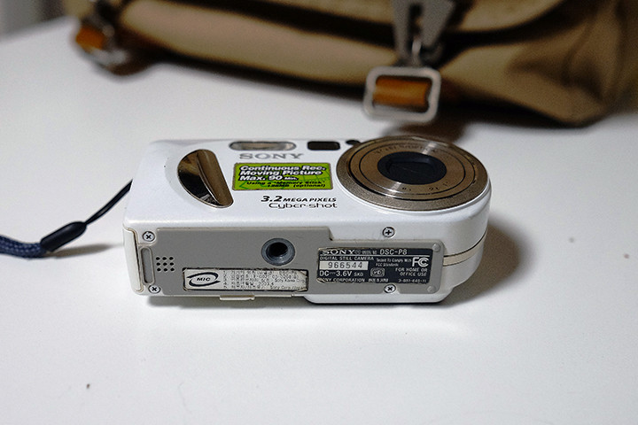 소니 SONY 사이버샷 DSC-P8 빈티지 디카 팝니다--6