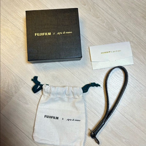 후지필름 프리미엄 코모도 핸드스트랩