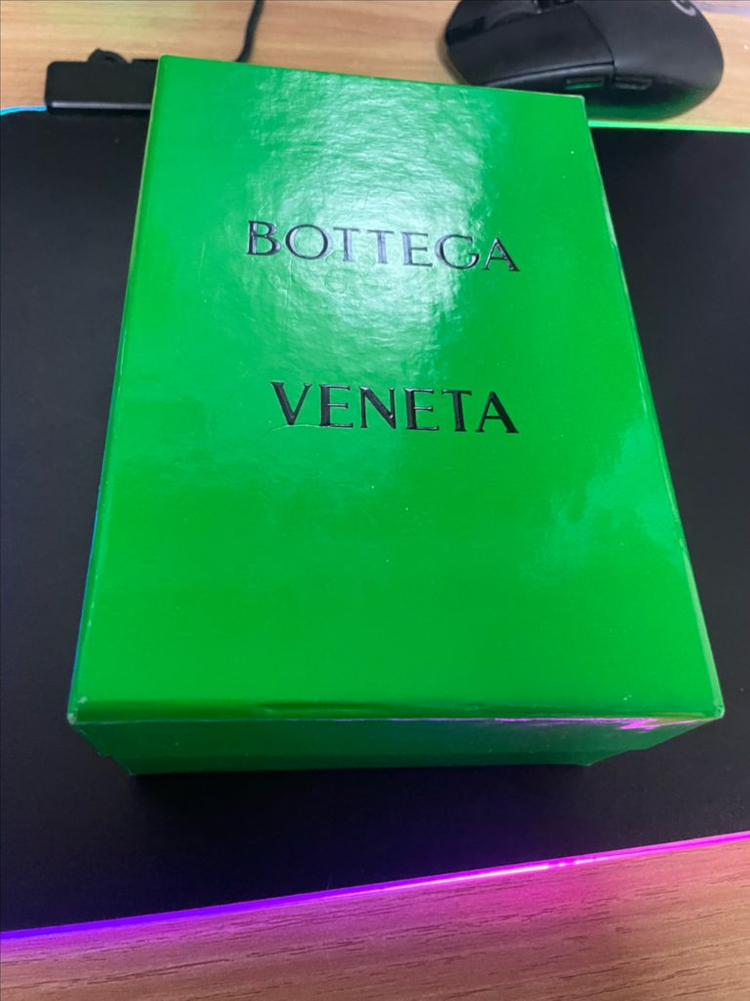 보테가 베네타 플랩카드지갑--3