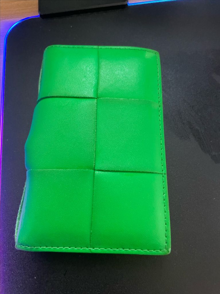 보테가 베네타 플랩카드지갑--6