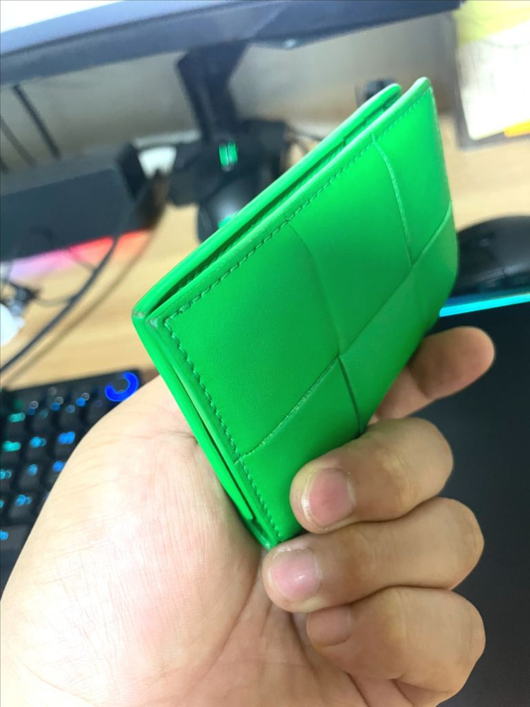 보테가 베네타 플랩카드지갑--7