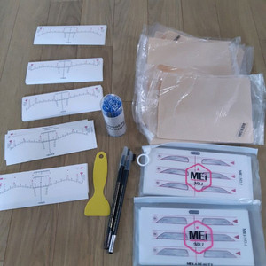 메이넘버원 스티커자 눈썹미용용품 도구 이미지