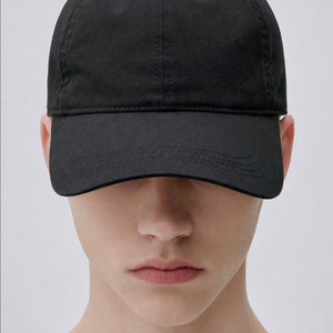 무탠다드 코튼 워시드 볼캡 블랙 팝니다.