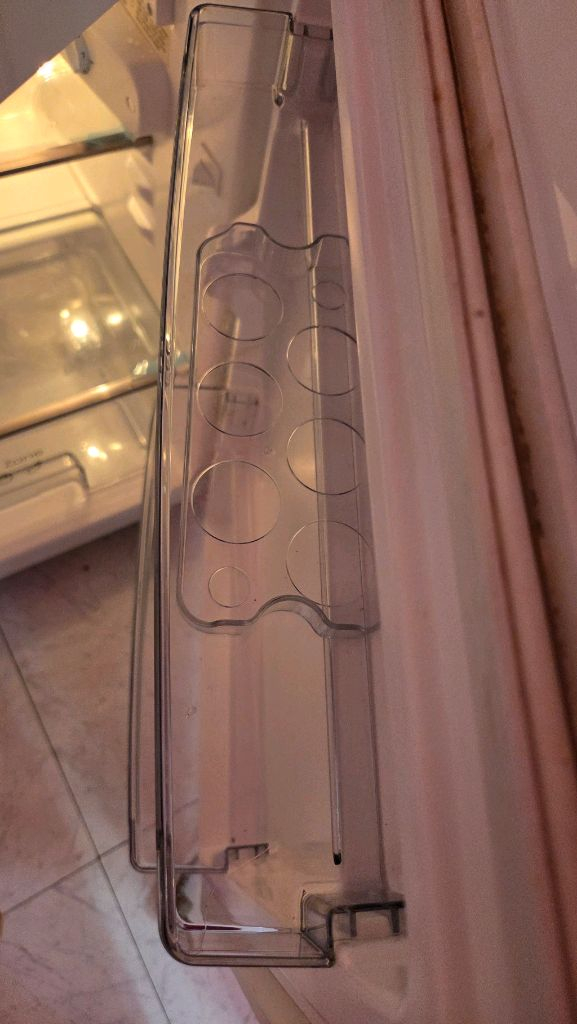 위니아 미니 냉장고 핑크 이미지