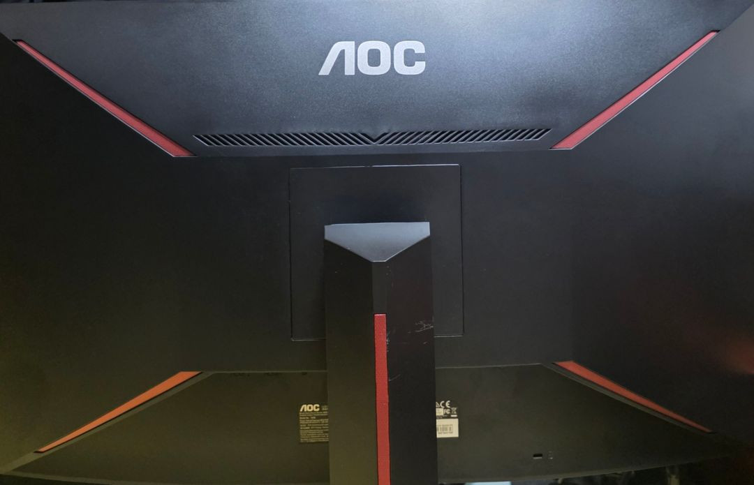 AOC 알파스캔 27인치 144hz 커브드 게이밍 모니터--2