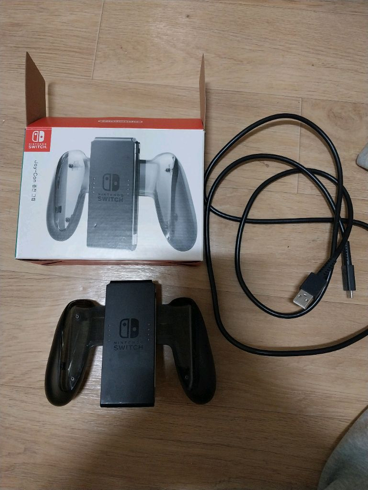 닌텐도 스위치oled 25년구입 팝니다--8