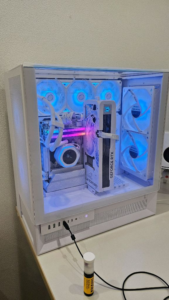 9800X3d / RTX5080 구성품 최상--0