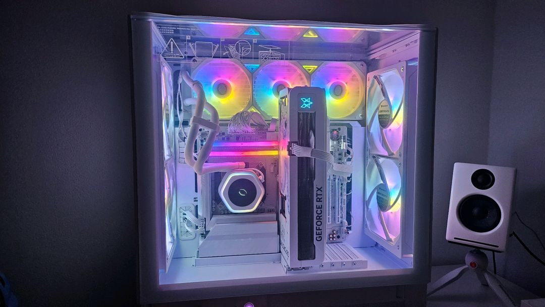 9800X3d / RTX5080 구성품 최상--3