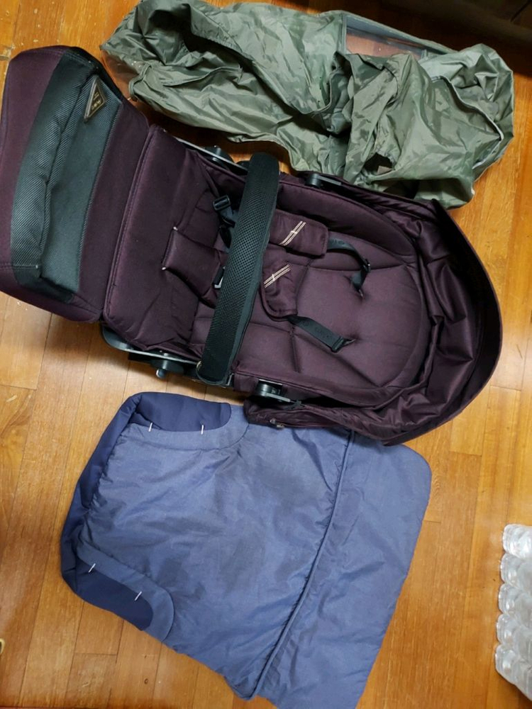 페도라유모차,풋머프,바람막이 전부4만윈--4