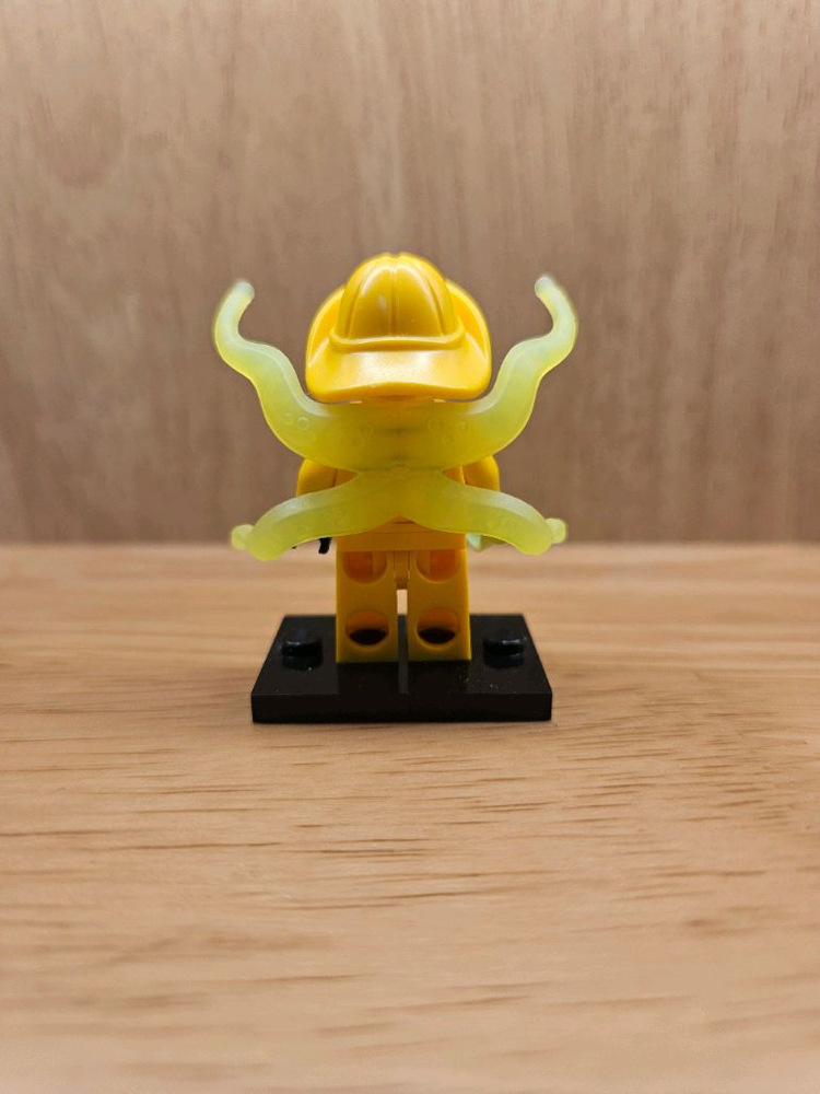 레고 히든사이드 캡틴 조나스 미니 피규어 이미지