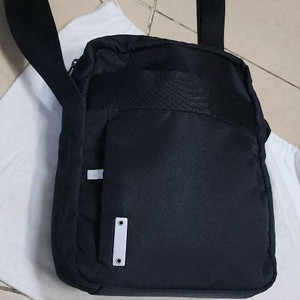 만다리나덕 크로스백과 백팩