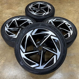 쏘나타 디 엣지(dn8) 18인치 순정휠타이어 팝니다