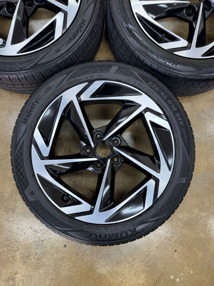 쏘나타 디 엣지(dn8) 18인치 순정휠타이어 팝니다--1