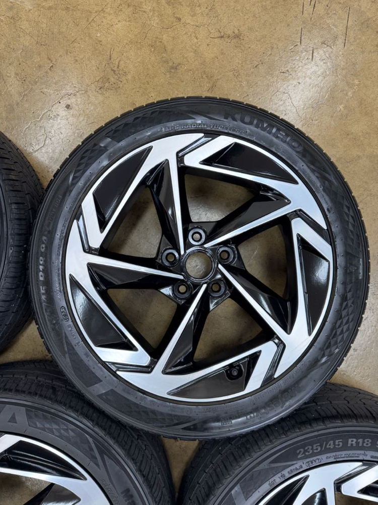 쏘나타 디 엣지(dn8) 18인치 순정휠타이어 팝니다--3