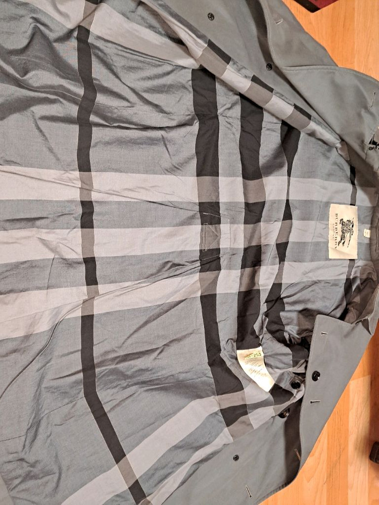 Italy 트렌치코트48size중고--3