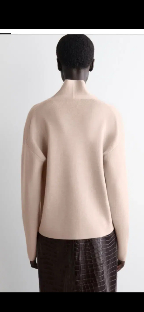 새상품) 코스 cos 드레이프 울 브이넥 니트 베이지 M--1