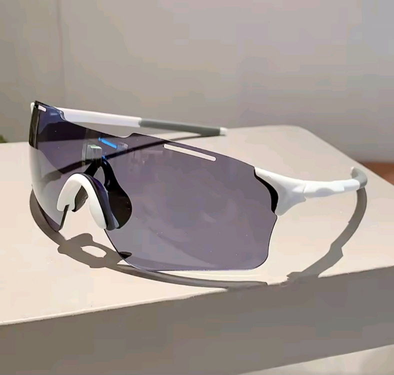 편광 UV 스포츠 선글라스 세상품.--3