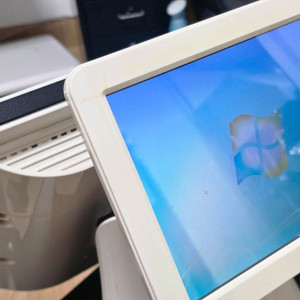 하나시스 듀얼모니터 포스기팝니다.램8g ssd512