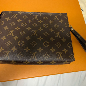 루이비통 토일렛 26