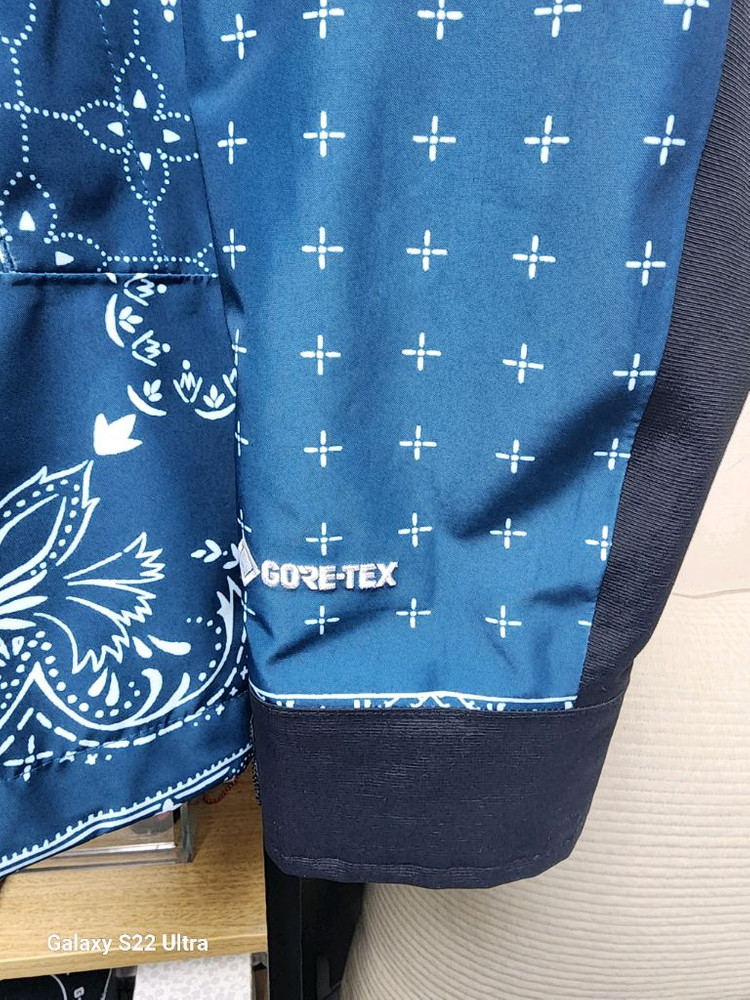 노스페이스 1990 마운틴 자켓 반다나 블루 색상 2XL(110) 사이즈--1