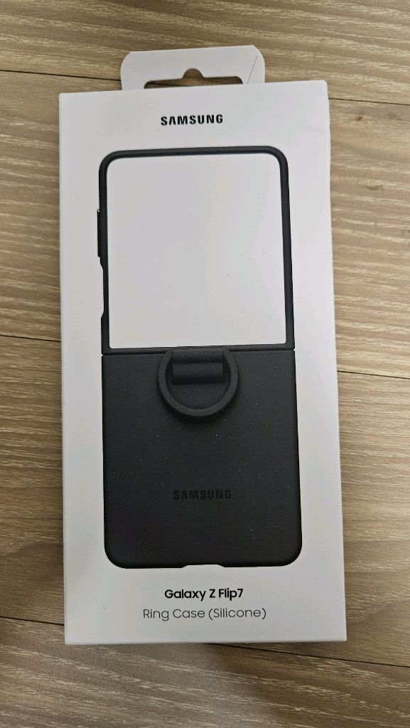 삼성 갤럭시 Z플립7 링케이스 실리콘 블랙 이미지