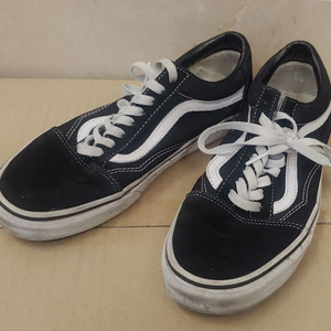 반스 올드스쿨 블랙 스니커즈 260mm