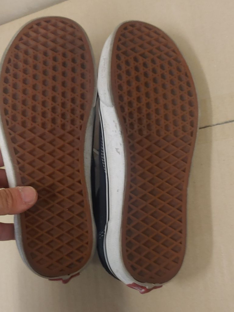 반스 올드스쿨 블랙 스니커즈 260mm--5