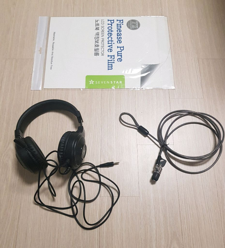 노트북 충전기, 스피커 쿨링 패드, usb멀티탭, 랜선--2