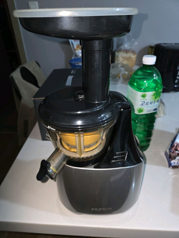 휴롬착즙기 판매합니다--1
