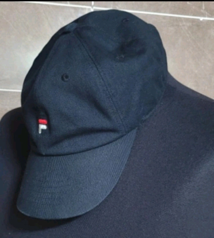 FILA 선명한 캡모자--1