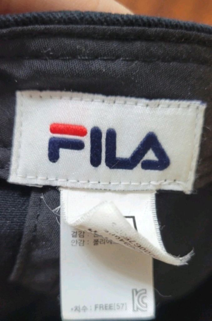 FILA 선명한 캡모자--4