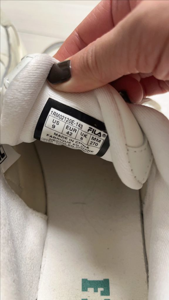 휠라 화이트 운동화 275--2