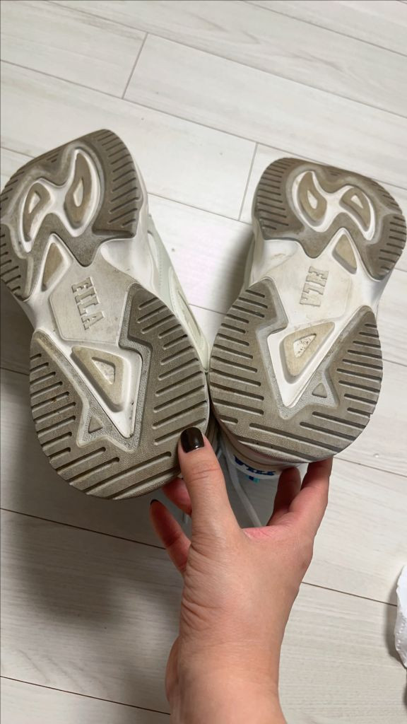 휠라 화이트 운동화 275--3