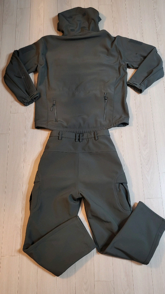 (카키색)텍티컬 소프트쉘 기모 전술복 카키색 상하의 세트--1