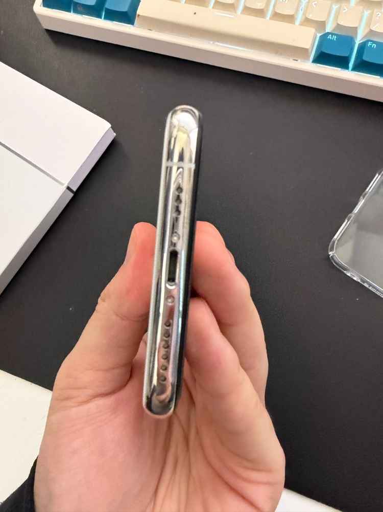 아이폰 XS 실버 256GB 해외판 배터리 100--5