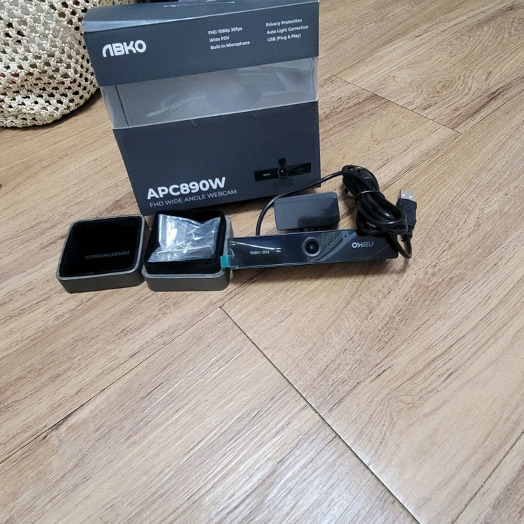 새상품급]앱코 APC890W FHD 1080p 광시야각 웹캠 팝니다--1