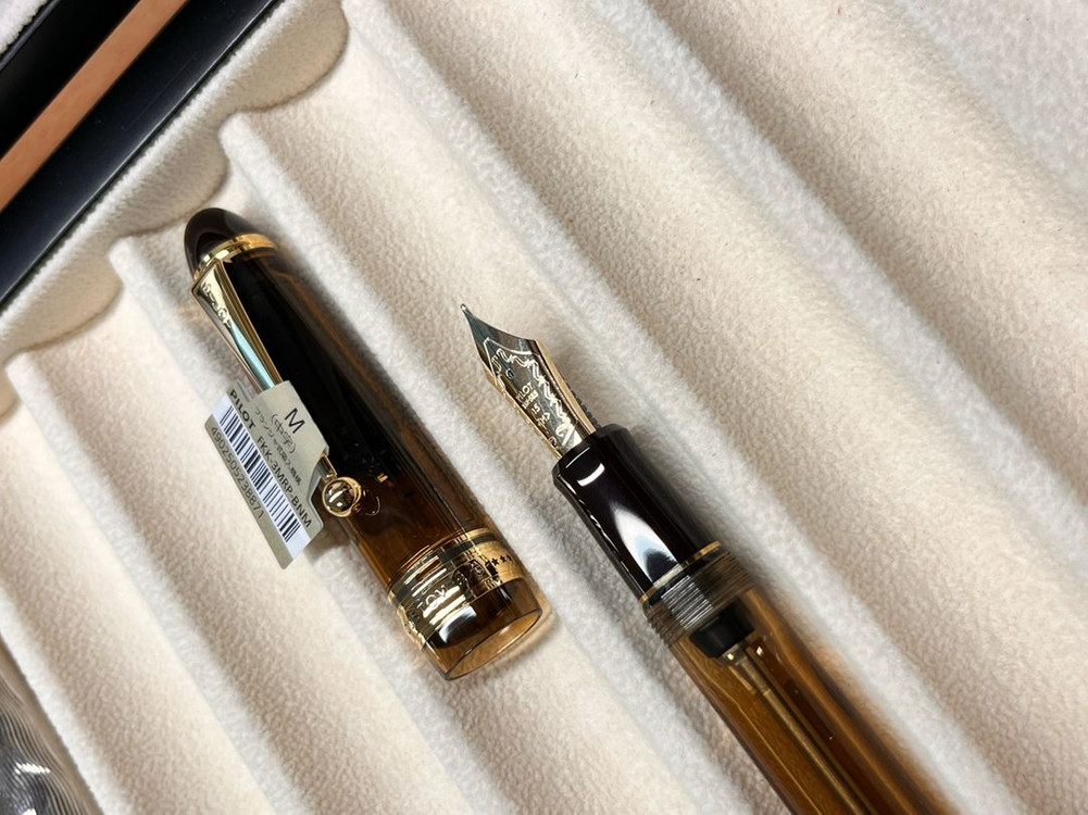 파이롯트 커스텀 823 M닙 투명브라운 만년필--2