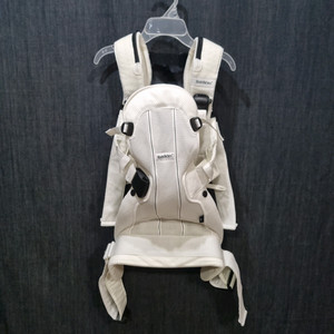 베이비뵨 위에어 메쉬 신생아 아기띠 한정판 (상태굿) 071701