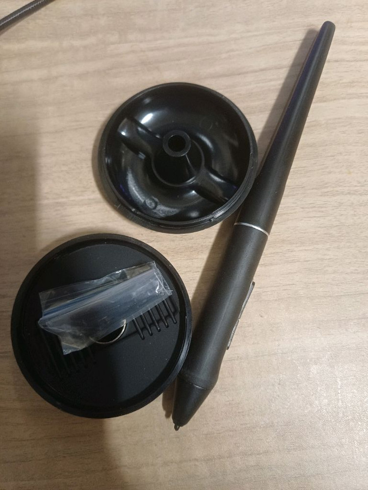 휴이온 캄바스22 플러스 액정 타블렛 판매--2