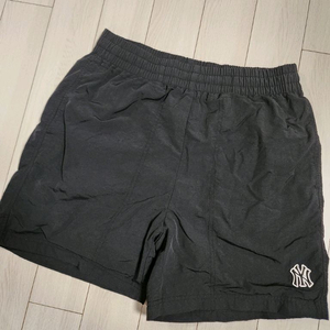 MLB 베이직 나일론 스몰로고 숏 우븐 반바지 31SMU2131 사이즈m바지/남녀공용/무늬: 무지/반바지/핏: 일자