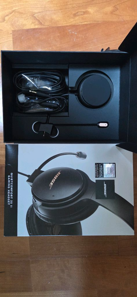 Bose QC35 II 노이즈캔슬링 게이밍 헤드셋--1