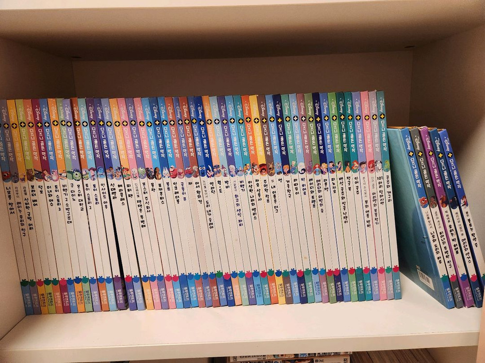 디즈니골든명작플러스. 삼국지. 힘찬유사사기 팝니다--2