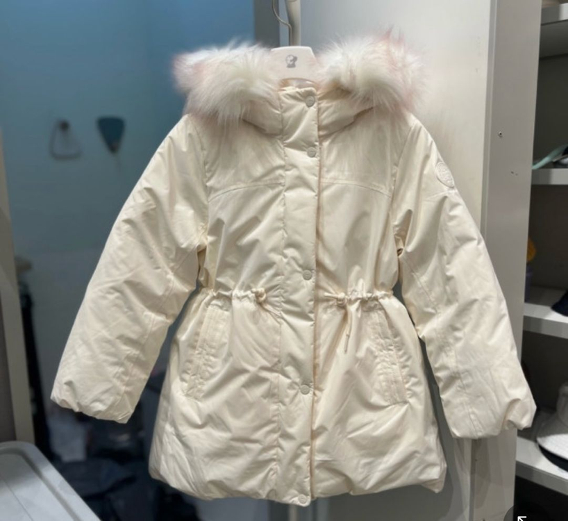 네파키즈 여아패딩165 새상품 26->6--10